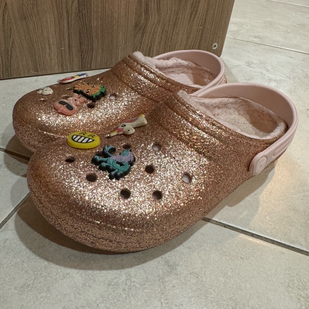 Crocs Classic Lined Glitter Clog Shoes Junior 5Y Womens 7 Gold Pink 207462-2UB